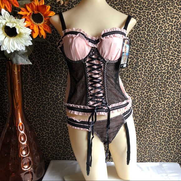 Leg Avenue Other - 🦋B2G1🦋Leg Avenue Corselet & Garter Panty LARGE